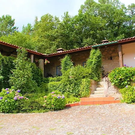 Casa De Pedra, Um Refugio Conhecer O Minho!