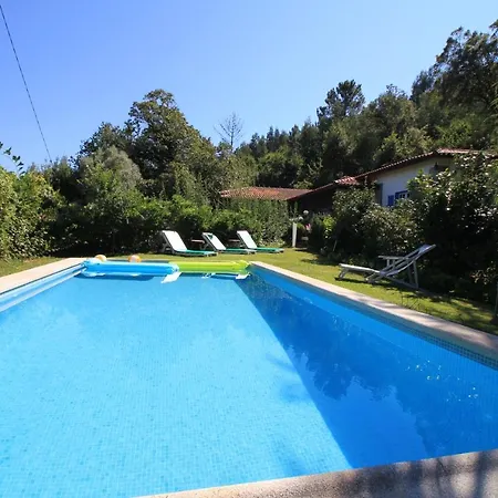 Casa De Pedra, Um Refugio Conhecer O Minho! *