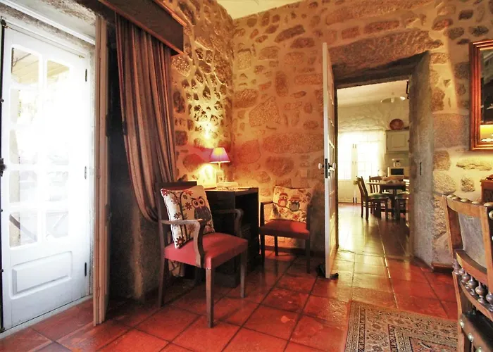 Casa De Pedra, Um Refugio Conhecer O Minho! *